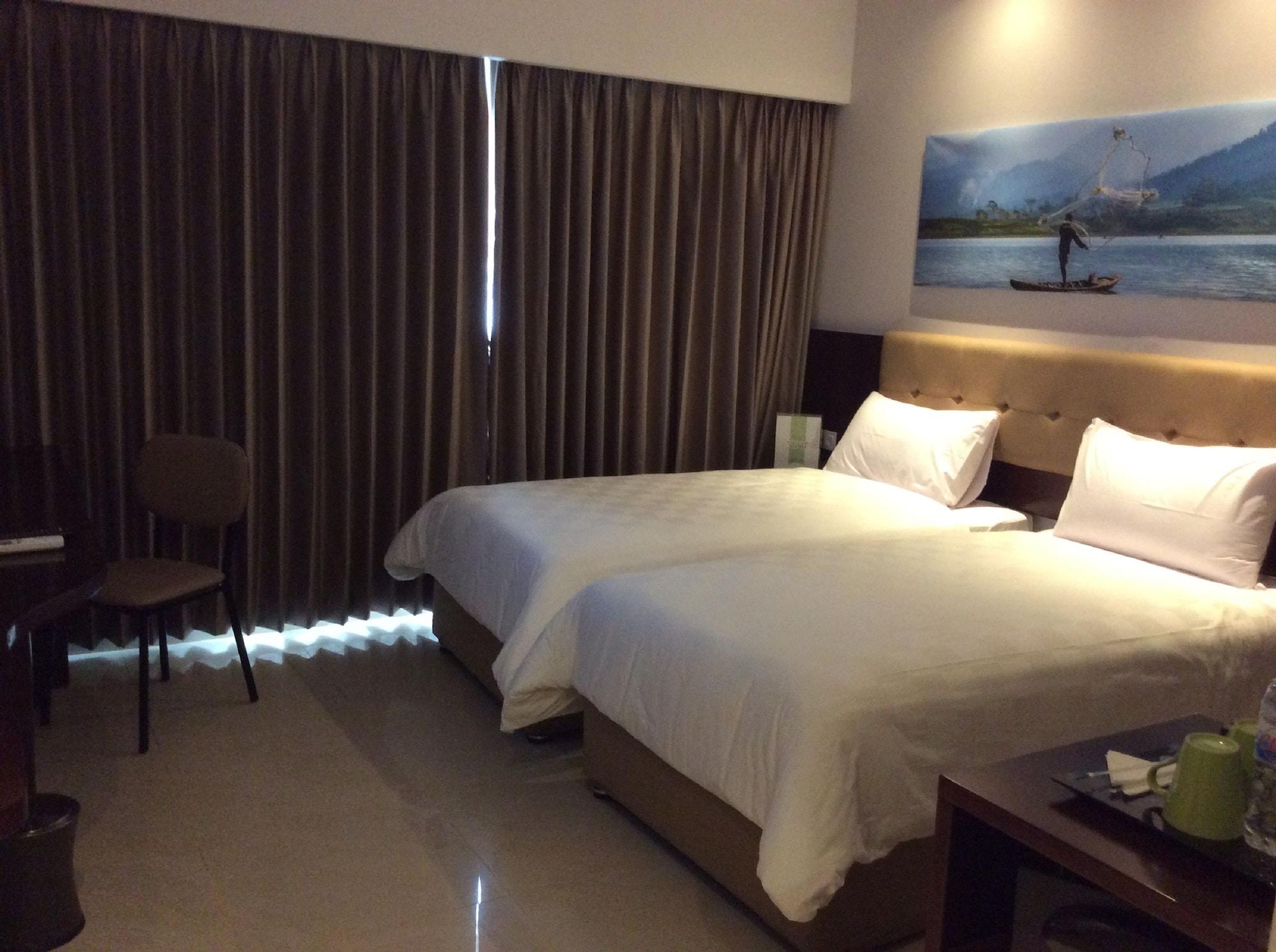 Primebiz Tegal Hotell Exteriör bild