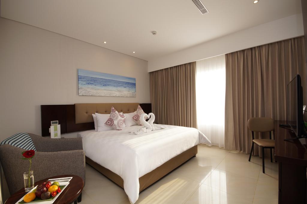 Primebiz Tegal Hotell Exteriör bild